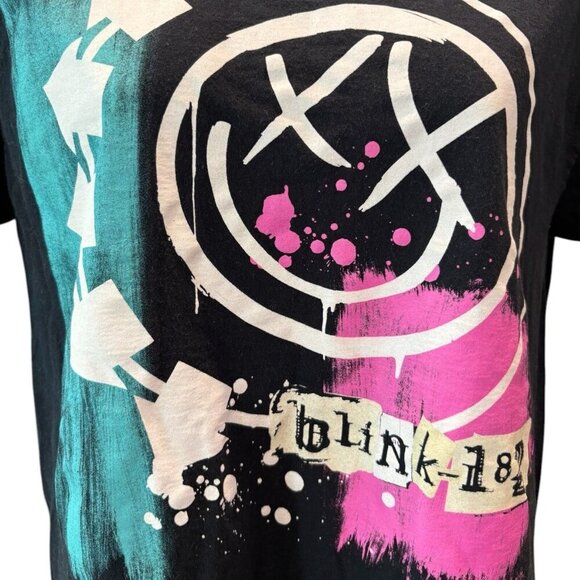 Blink-182 Graphic‎ Band Tee | Black Cotton Logo Shirt Women’s S 🎸 - Picture 3 of 4